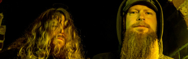 Nedeljski koncertni cikel: Zaum (Kanada) & The B. Bees (Slo)