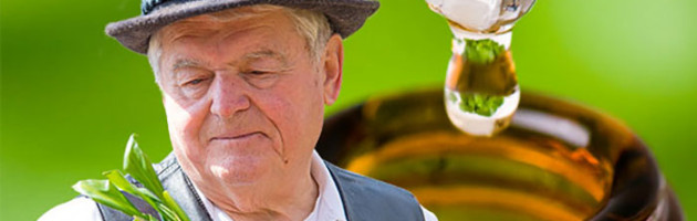 DRUŽENJE Z JOŽETOM MAJESOM Praktična delavnica (izdelava mazila in različnih pripravkov)